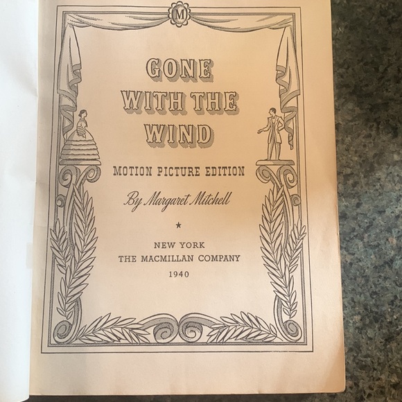 1940 Gone with the Wind Motion Picture Edition with 1949 newspapers clippings - Picture 2 of 6